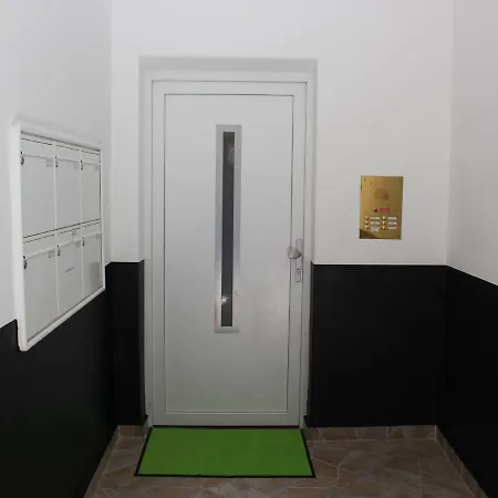 120 Qm. Noblehome Apartment *